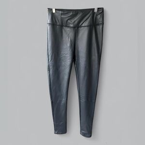 NWOT Faux leather leggings NWT size M by Ookie & Lala